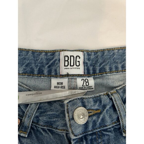 BDG Urban Outfitters Women's Mom High Rise Jeans Size 28 Light Wash Distressed - Picture 4 of 9